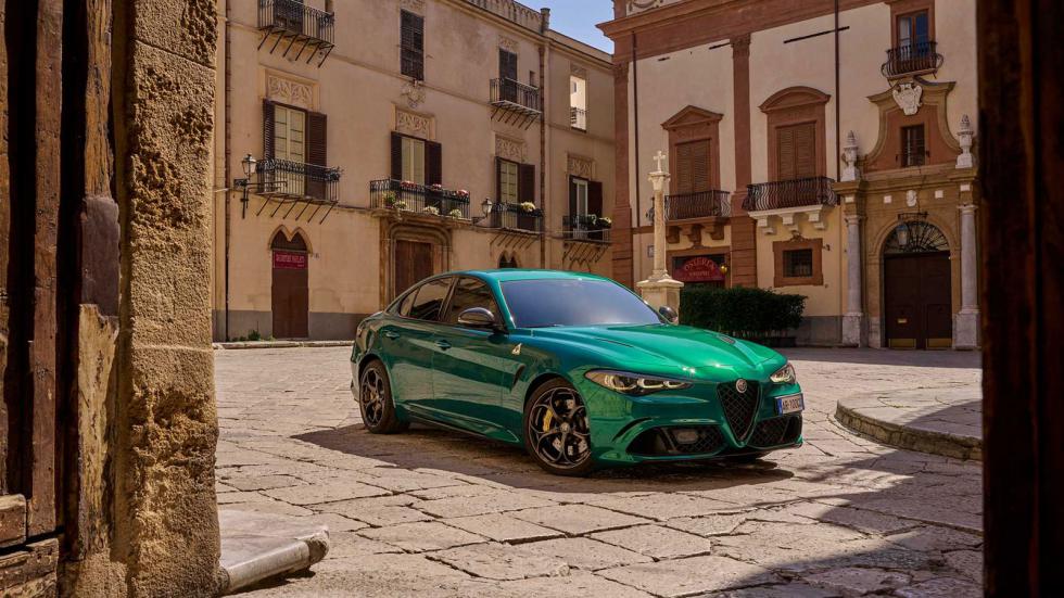 Alfa Romeo: Επετειακές Giulia και Stelvio Quadrifoglio με 520 ίππους!